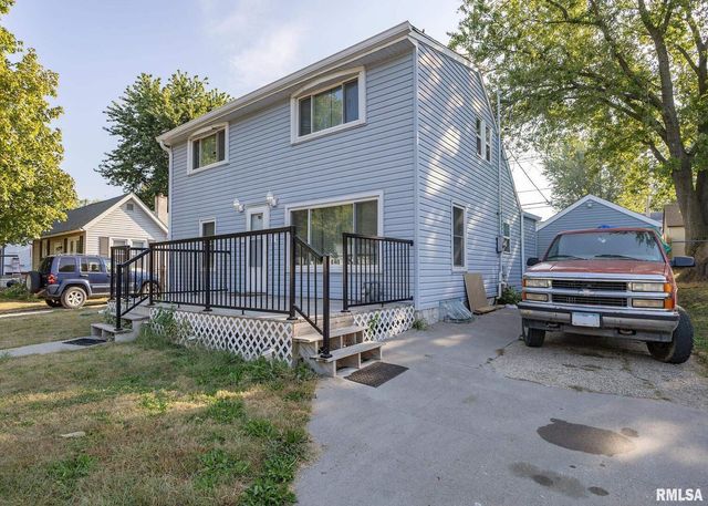 3015 N 3RD Street, Clinton, IA 52732