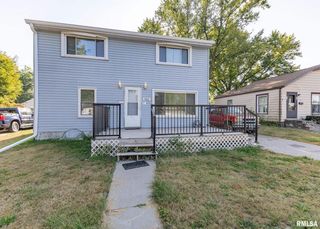 3015 N 3RD Street, Clinton, IA 52732