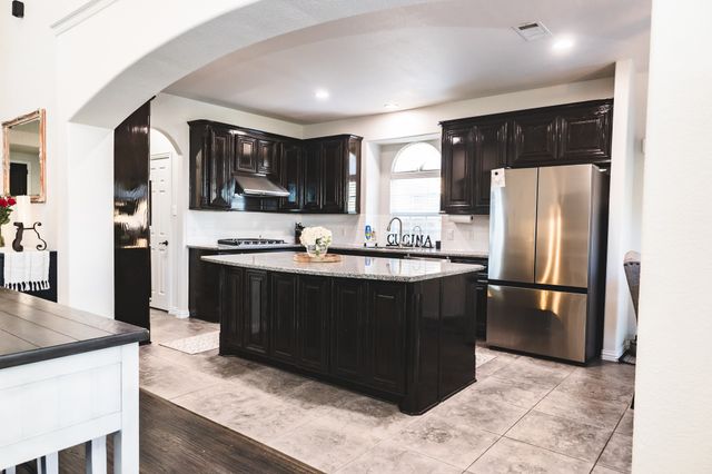 10246 Rosini Court, Frisco, TX 75035