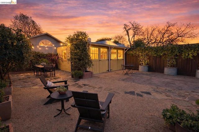 658 658 32Nd St, Richmond, CA 94804