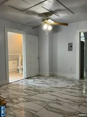29 17th Street, East Orange, NJ 07018