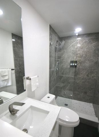 251 NW 57th Avenue, Miami, FL 33126