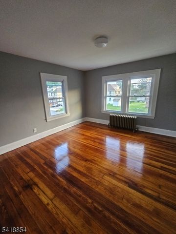 1224 E 2nd St, Plainfield City, NJ 07062