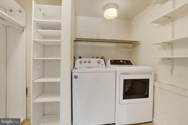 355 EDGEWOOD RD, York, PA 17402
