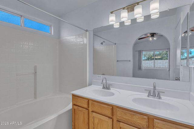 3072 W LONE CACTUS Drive, Phoenix, AZ 85027