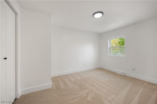 20121 Driftwood Court, Strongsville, OH 44149