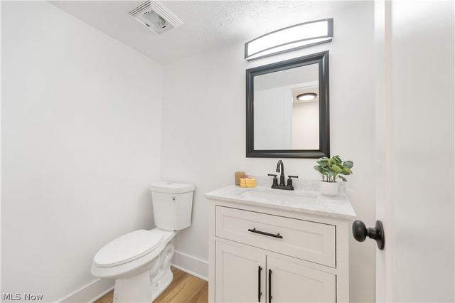 20121 Driftwood Court, Strongsville, OH 44149