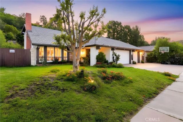 24668 Ebelden Avenue, Newhall, CA 91321