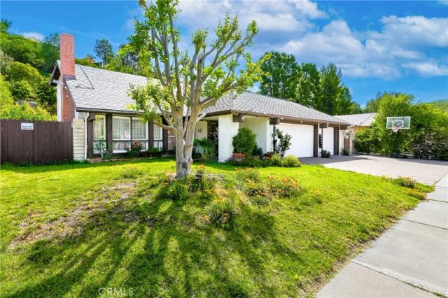 24668 Ebelden Avenue, Newhall, CA 91321