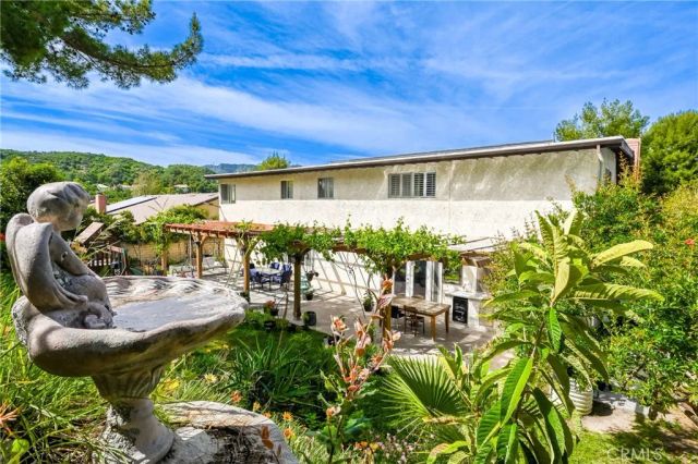 24668 Ebelden Avenue, Newhall, CA 91321