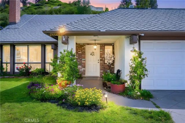 24668 Ebelden Avenue, Newhall, CA 91321
