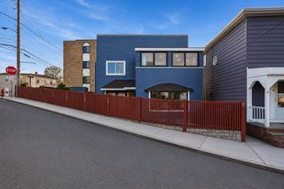 2 Sagamore St, Revere, MA 02151