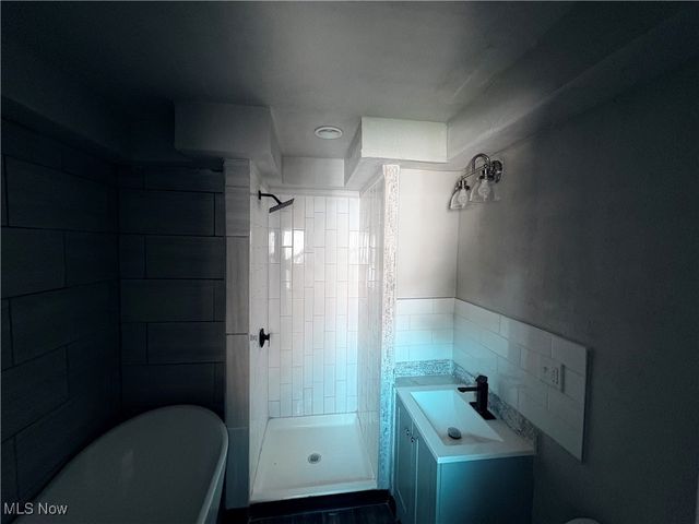 21700 Westport Avenue, Euclid, OH 44123