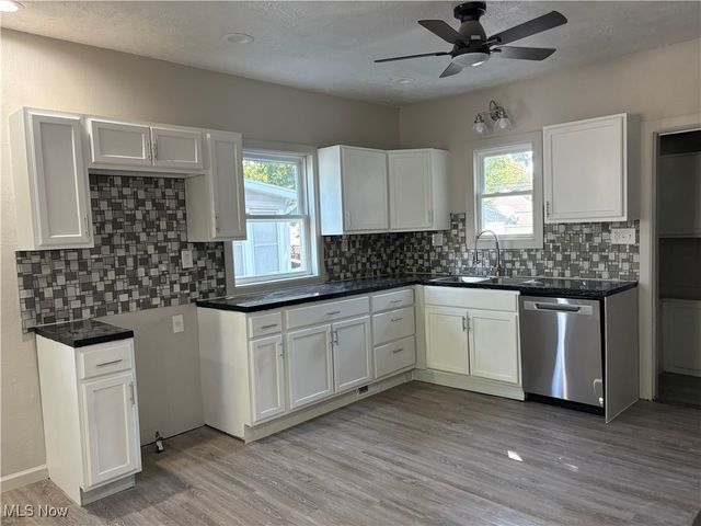 21700 Westport Avenue, Euclid, OH 44123