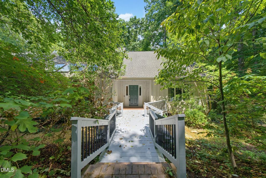 4016 Ebenezer Church Road, Raleigh, NC 27612