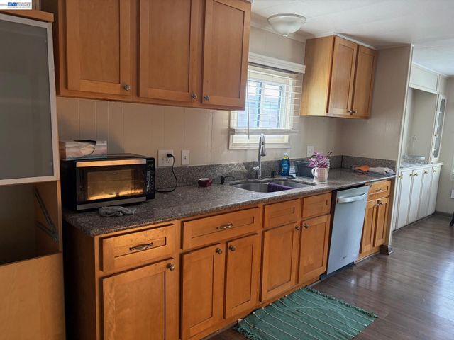 43 Palm Drive, Union City, CA 94587