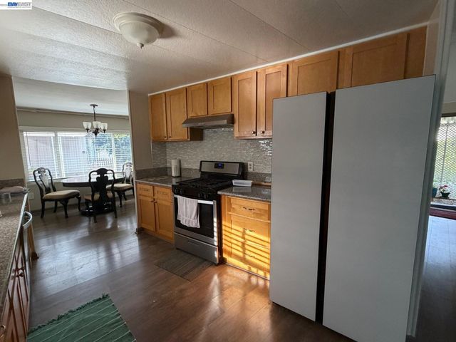 43 Palm Drive, Union City, CA 94587