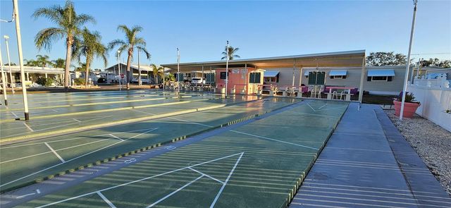 140 SOUTHWINDS DRIVE, Sarasota, FL 34231