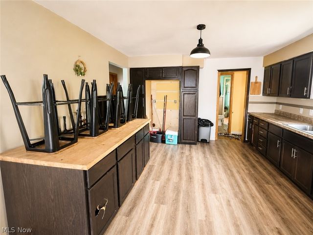 1216 Patchen Avenue SE, Warren, OH 44484