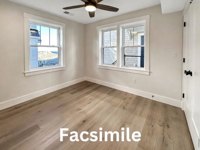 113 N End Blvd 3, Salisbury, MA 01952