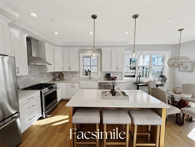 113 N End Blvd 3, Salisbury, MA 01952