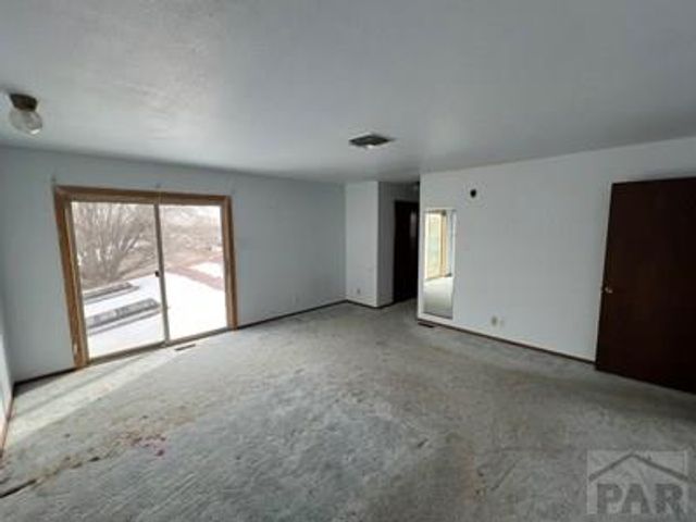 3945 Sheffield Lane, Pueblo, CO 81005