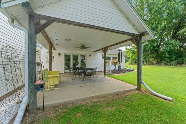 2700 SLAYDEN RD, Unincorporated, TN 38057