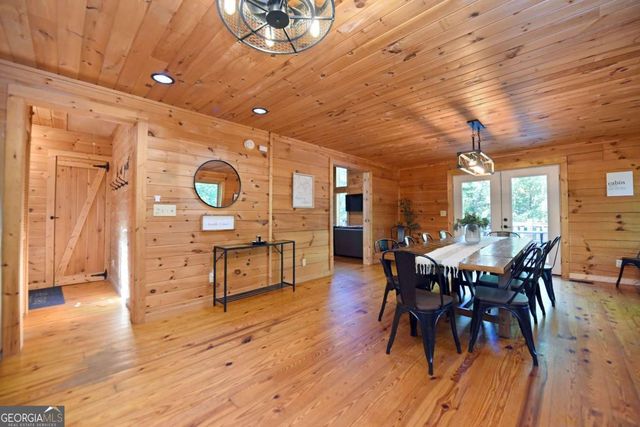 373 Scrougetown Road, Ellijay, GA 30536