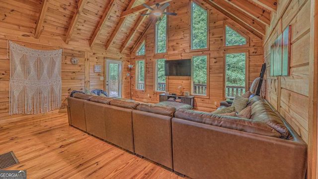 373 Scrougetown Road, Ellijay, GA 30536