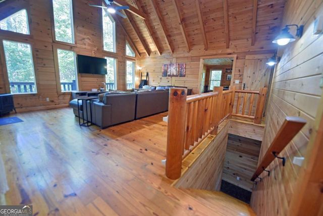 373 Scrougetown Road, Ellijay, GA 30536
