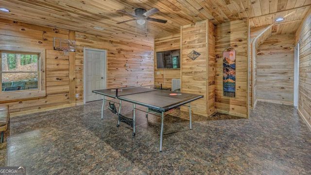 373 Scrougetown Road, Ellijay, GA 30536