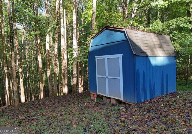 373 Scrougetown Road, Ellijay, GA 30536