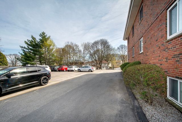 211 West St 4B, Quincy, MA 02169