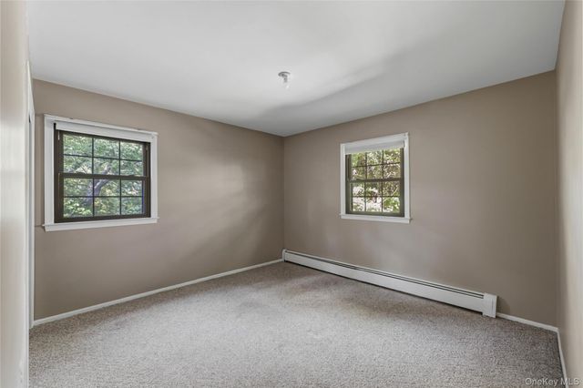 9 Adams Lane, Suffern, NY 10901