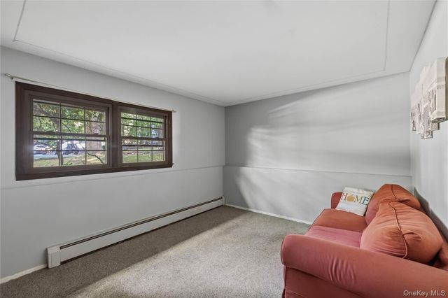 9 Adams Lane, Suffern, NY 10901