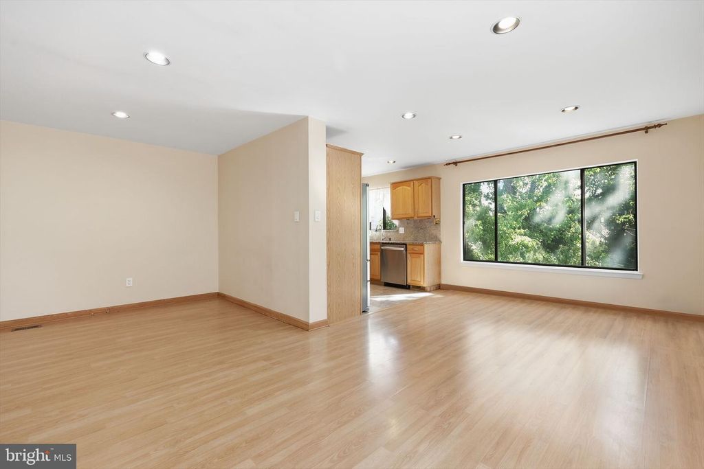 9353 NEIL RD #B, PHILADELPHIA, PA 19115 — photo 5
