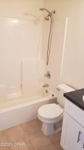2809 E 17th Street, Panama City, FL 32405
