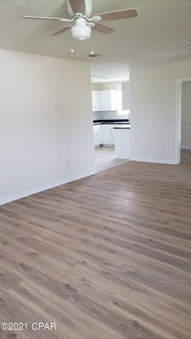 2809 E 17th Street, Panama City, FL 32405