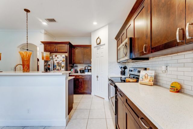 310 Spruce Street, Boynton Beach, FL 33426
