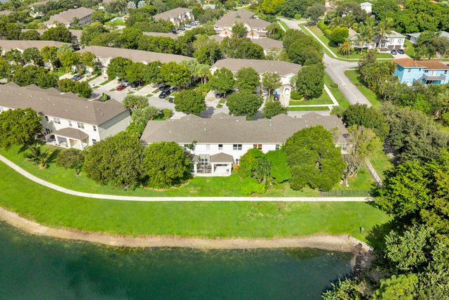 310 Spruce Street, Boynton Beach, FL 33426