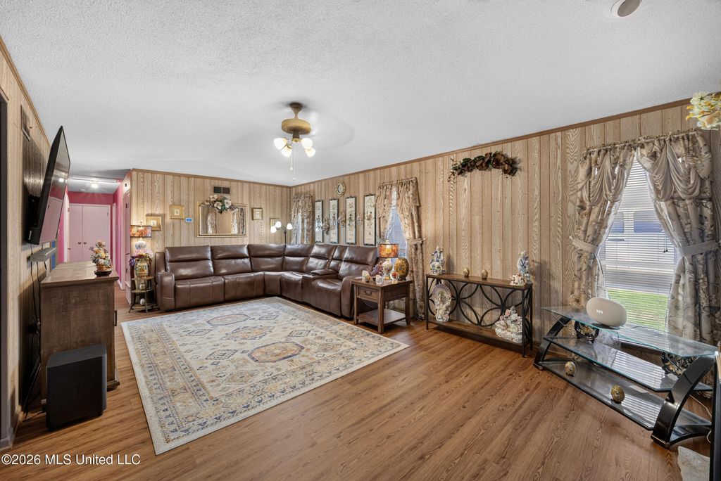 8645 Woodbine Drive, Southaven, MS 38671 — photo 3