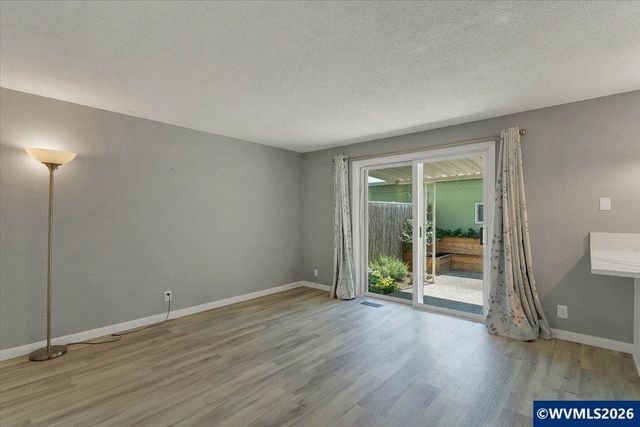 3808 3rd Av N, Keizer, OR 97303