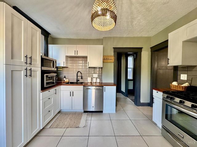 2908 Montclair Avenue, Cincinnati, OH 45211