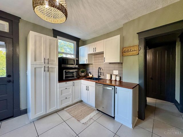 2908 Montclair Avenue, Cincinnati, OH 45211