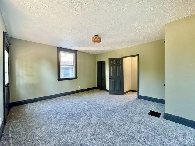 2908 Montclair Avenue, Cincinnati, OH 45211