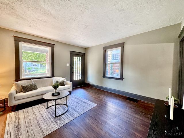 2908 Montclair Avenue, Cincinnati, OH 45211