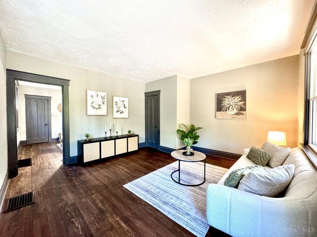 2908 Montclair Avenue, Cincinnati, OH 45211