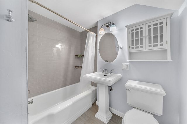 30 Brookside Rd, Needham, MA 02492