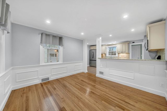 30 Brookside Rd, Needham, MA 02492