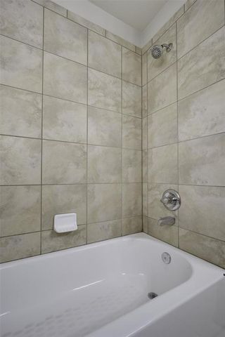 9104 Scarlet Boulevard, Yukon, OK 73099